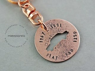 Polski Fiat 125 p - Brelok miedziany