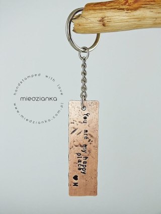 Brelok do kluczy You are my happy place (miedź)