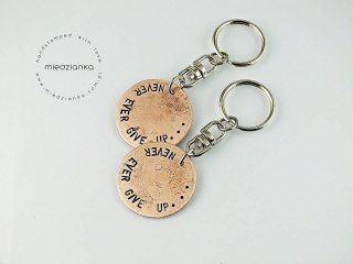 Męski Brelok Never Ever Give Up